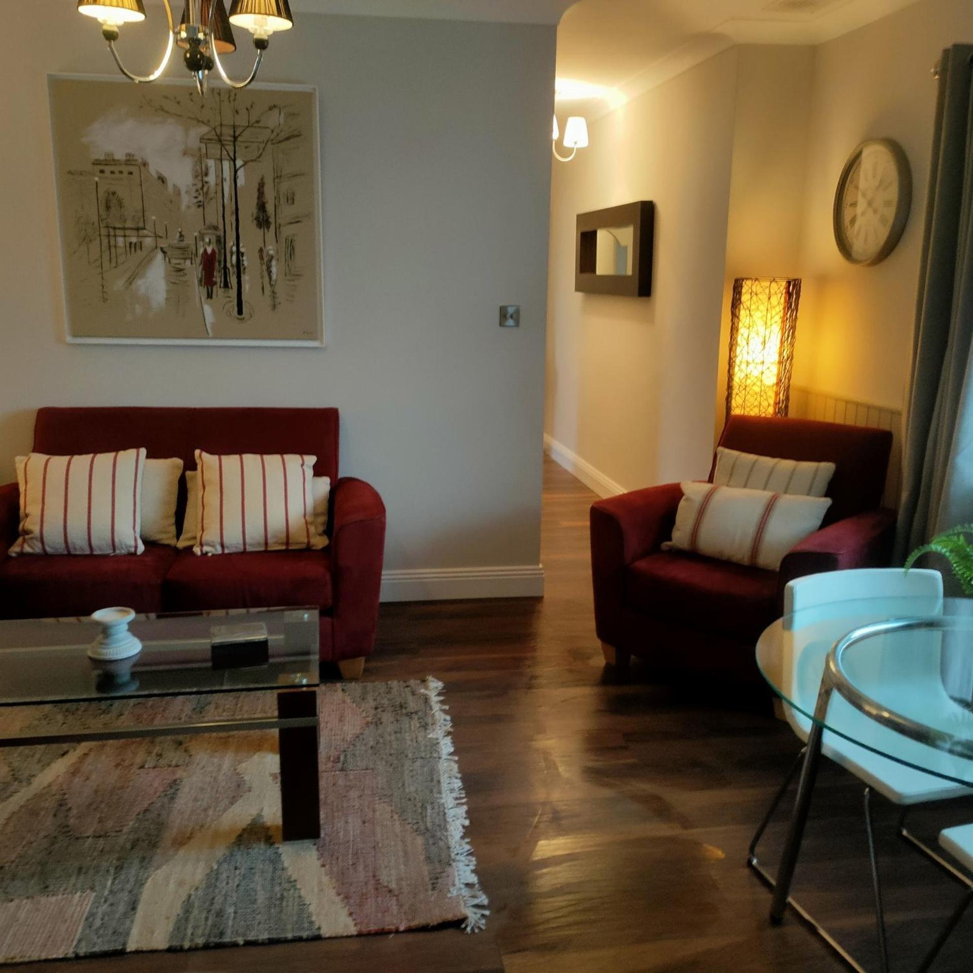 Russell Mews Apartment เอนนิส ภายนอก รูปภาพ