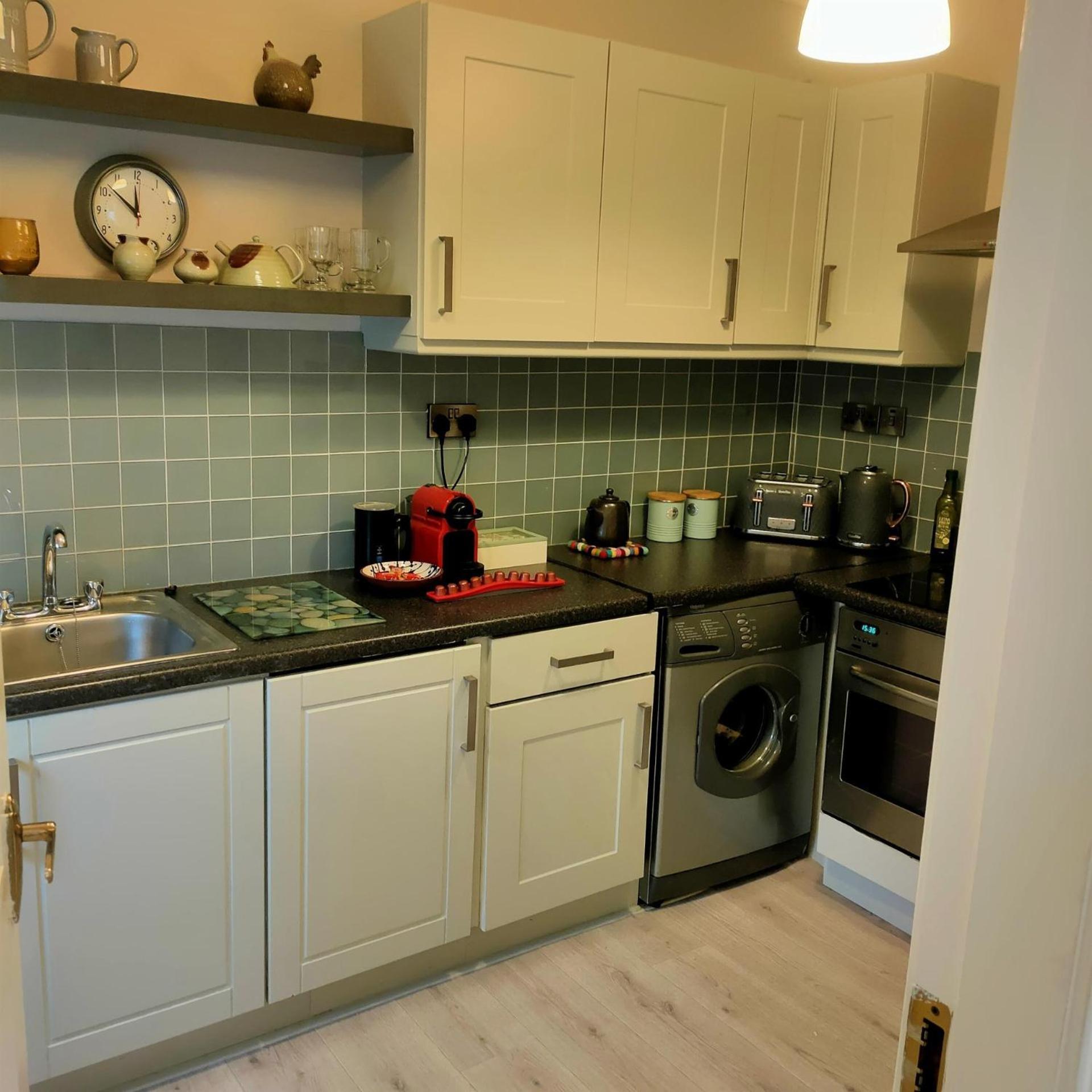 Russell Mews Apartment เอนนิส ภายนอก รูปภาพ